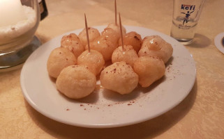 Akropolis food