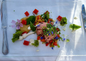 Restauration Julius Kost food