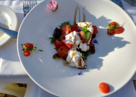 Restauration Julius Kost food