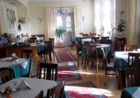 Restaurant Om inside